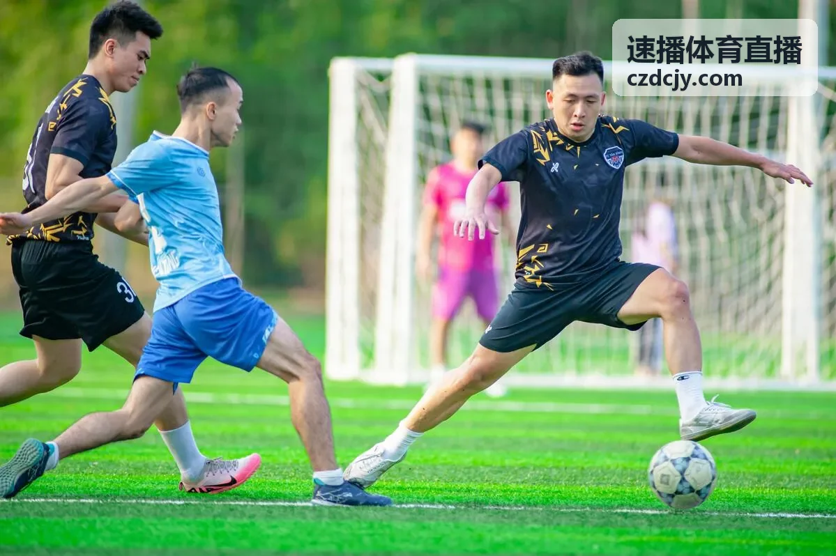 速播体育直播 - NBA季后赛湖人vs勇士激烈对决